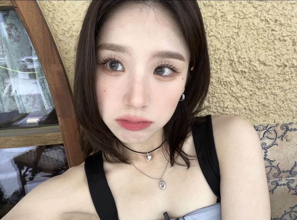 1019_01's tweet photo. [230703] 🐰💌 https://t.co/OCGvBe01Pc