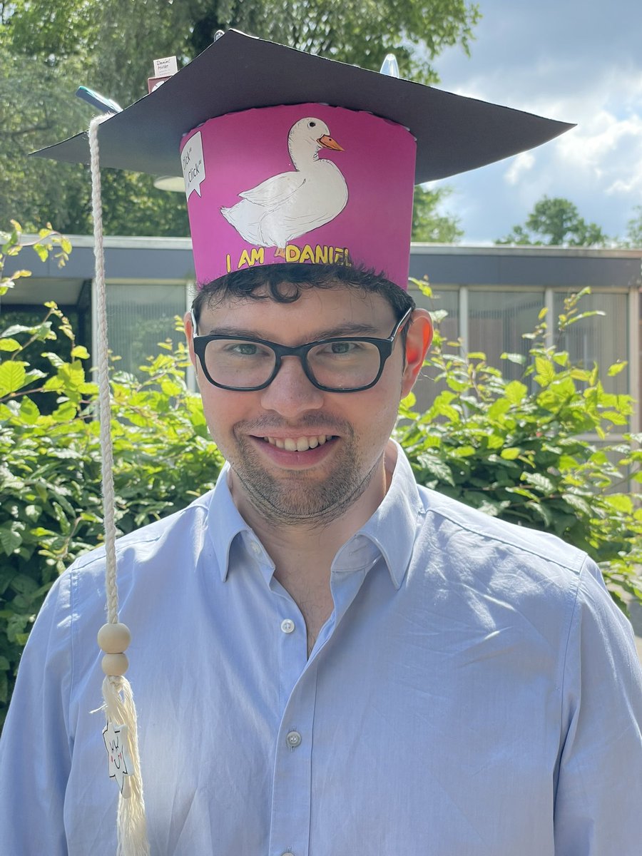 Daniel Hölle tweet media