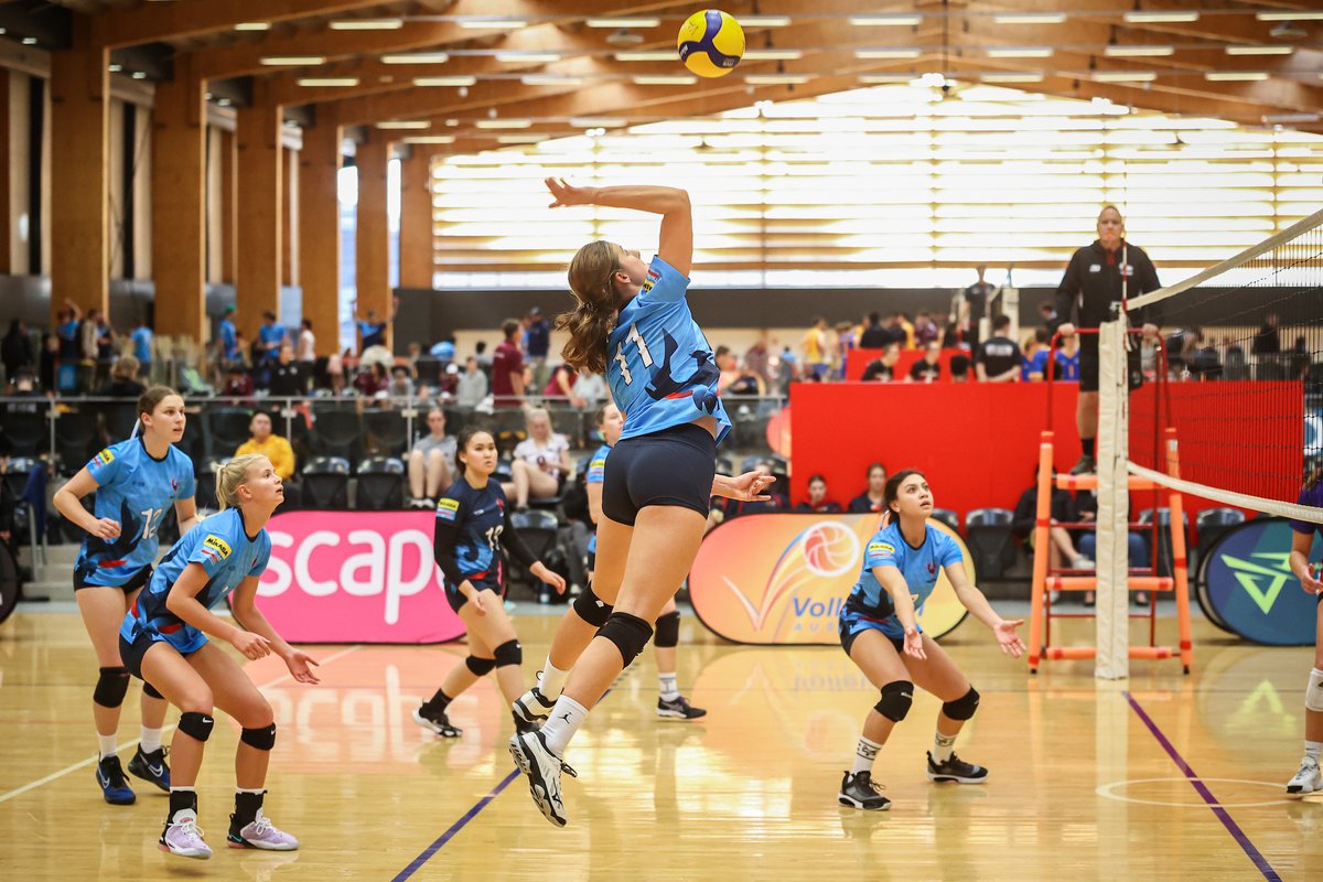 ausvolley's tweet photo. Are you coming to Sydney this week for the Australian Volleyball Junior Championships? If so, don't forget to book your photography packages with @Rogue_Gun 📸

Book your package online today 👉 https://t.co/WcdstTs22t https://t.co/ImeRdG379B
