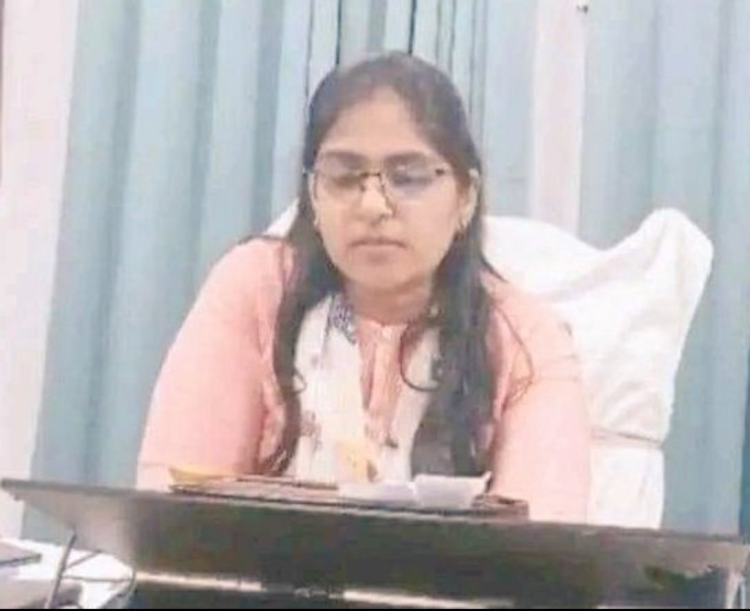 VacancyEE's tweet photo. अब हम क्या करे हमने तो न्यूज दी थी पता नही था ऐसा होगा🙏🤣 https://t.co/RgxWBZTeR1