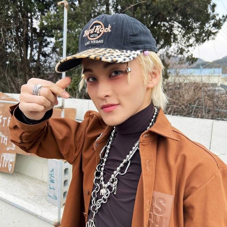 뺙지송 (hiatus) tweet media