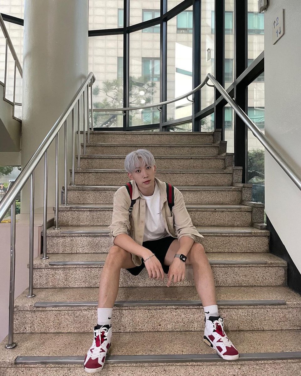 UkissPeruFans's tweet photo. [💋INSTAGRAM] 230702 Hoon Instagram Update

[TRAD]
A cualquier lugar, ¿nos vamos?
En MusicBank
#UKISS #유키스 #PLAYLIST #갈래! #TheWonderfulEscape
https://t.co/dxQyurQa9r

Cr: yhm1991 https://t.co/Z171sg9BjX