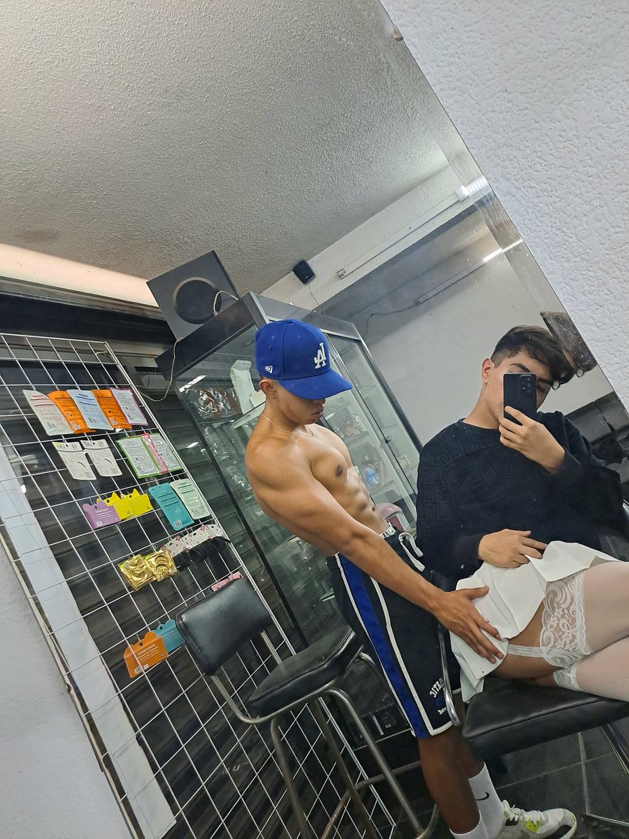 Lz20212223's tweet photo. Dejo que me metan la mano todos mis clientes.. 🔥💋
Que rico colageno 💦
600 RT Y YA SUBO EL VIDEO ❗️ https://t.co/yRa8ntG8Fn