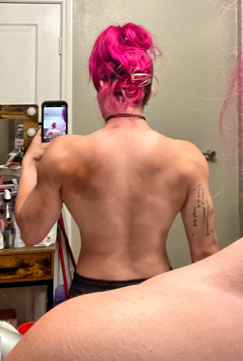 I would once again like to point out that athletic women often have broad shoulders!! Don’t know why y’all are being so weird about a female superhero being drawn with an athletic body type. 

Signed,
A woman whose shoulders are 46” around