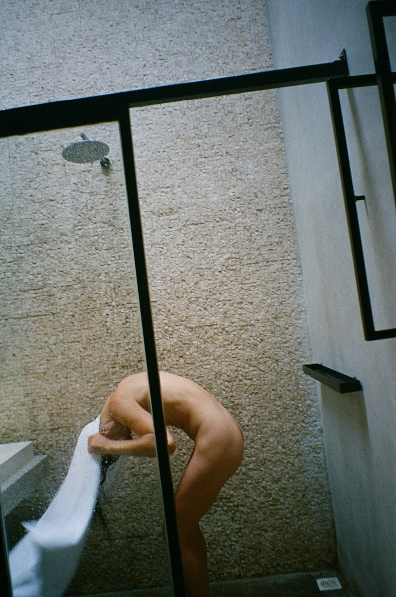 Exposures of Light tweet media