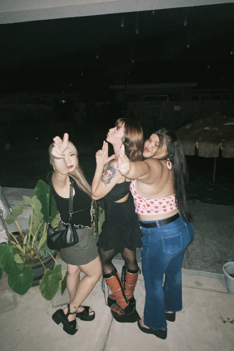 shanianav's tweet photo. Charlie’s Angels 🪽 https://t.co/5DLHfSYINw