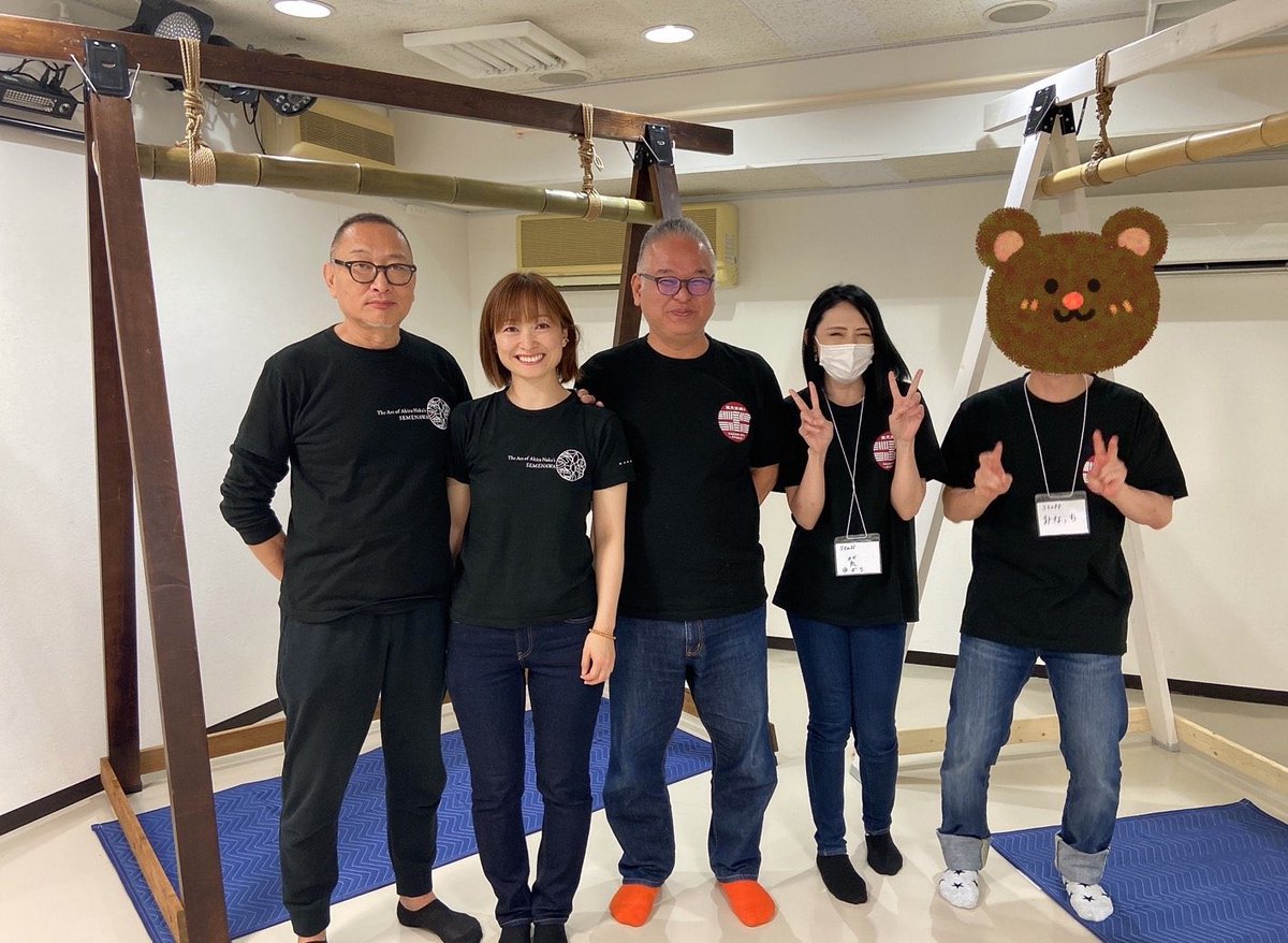nawanaka1mon's tweet photo. 仙台での初の縄会イベント！
参加いただいた皆様ありがとうございました😊！会場が駅前のファッションビルのイベント会場だったのに驚きでした‼️こんな場所でいいの😅！まービーチク出さなければ大丈夫らしいです♪また必ず戻って来ますね😊❣️ https://t.co/C9CQ59xIBR