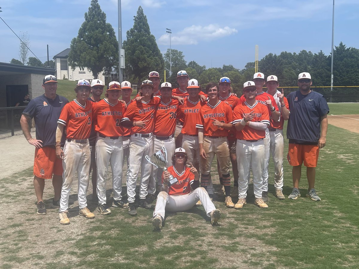 DynamicBaseball's tweet photo. Congrats to @SA_Showcase on taking home the 17/18u #DBUpstate title. Taking down a tough @CanesSouth team

Congrats to winner and runner up!

Post Game Interview with the head coach and standout player! https://t.co/sKZ5WpTrbu