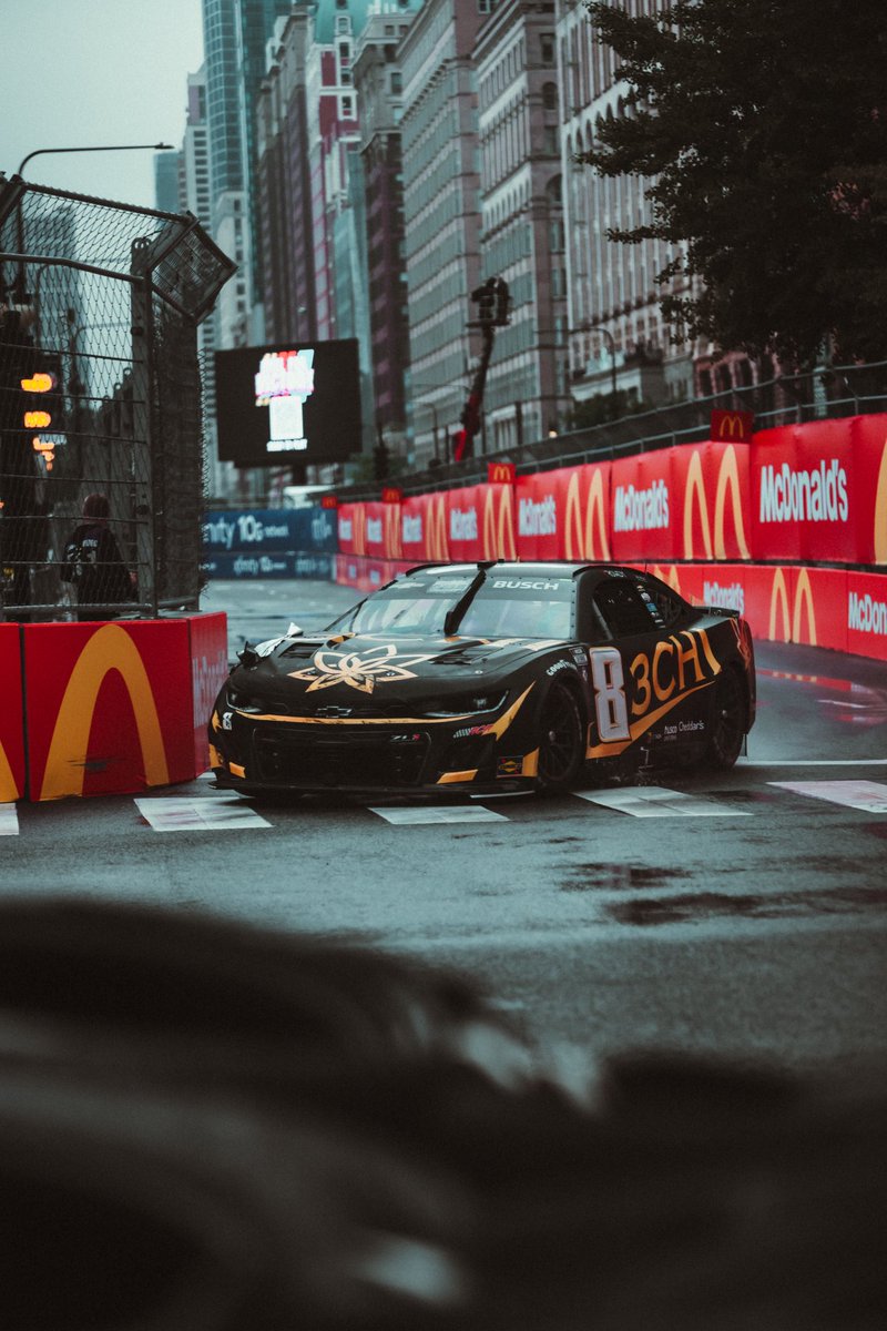 KyleBusch's tweet photo. History was made tonight. For the first time in @nascar history we raced through the city of Chicago. Finished p5 after a couple setbacks n lots of rain. #RowdyNation https://t.co/4iJ8XXckAf