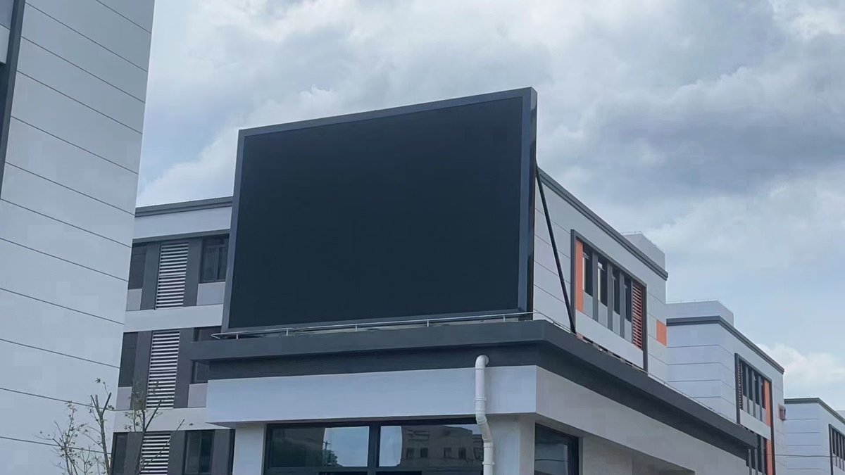 amberqiangli's tweet image. Qiangli outdoor full color new project Q5 has been done, iron cabinet, perfect for top floor sit type installation, best quality with best price, contact Amber for more information and purchase now~
whatsapp: +8618868207751
#ledoutdoor##ledscreen##ledmodules##ledvideowall#