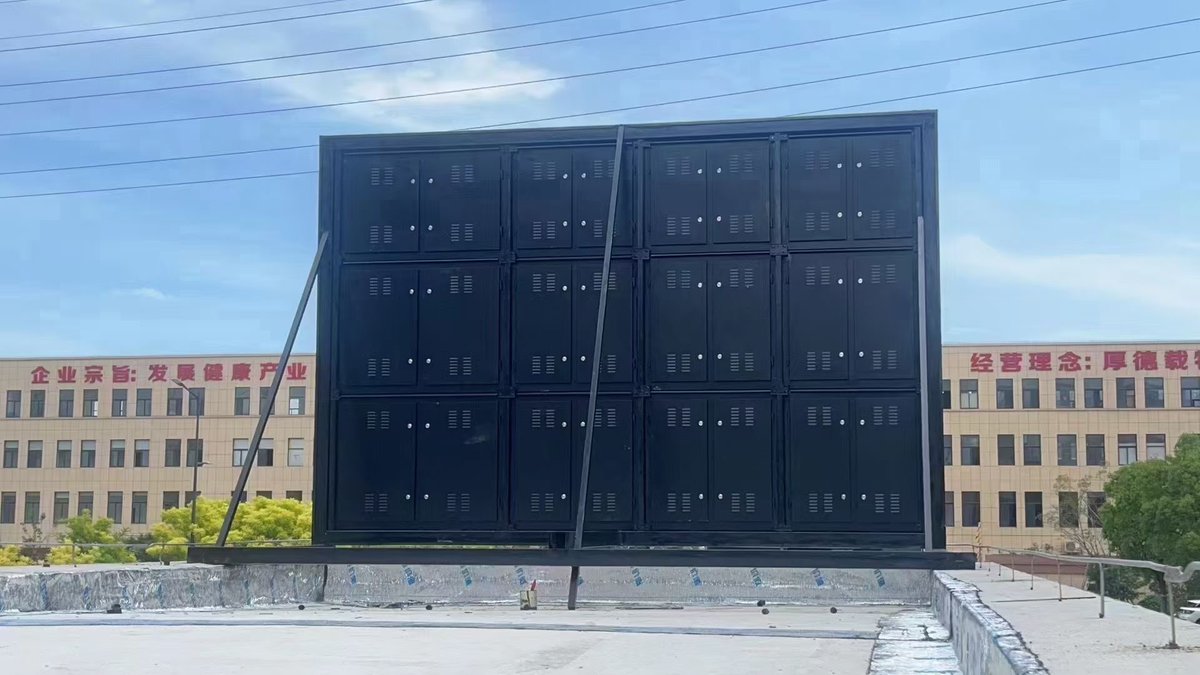 amberqiangli's tweet image. Qiangli outdoor full color new project Q5 has been done, iron cabinet, perfect for top floor sit type installation, best quality with best price, contact Amber for more information and purchase now~
whatsapp: +8618868207751
#ledoutdoor##ledscreen##ledmodules##ledvideowall#