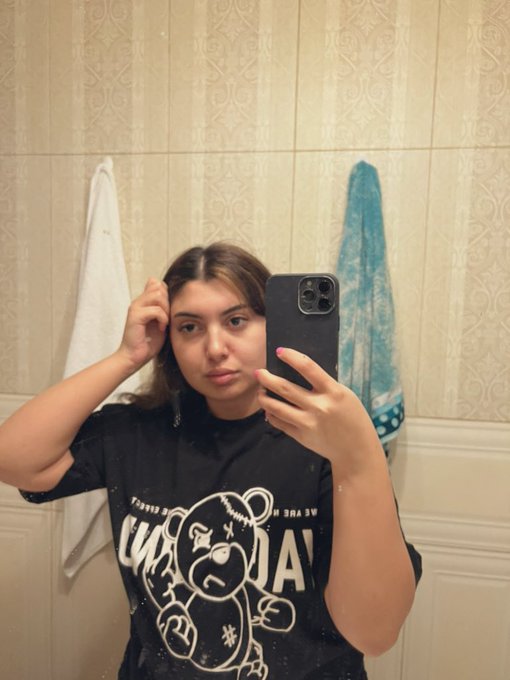 Buna dimineata. ❤️ https://t.co/HMtw86llBG