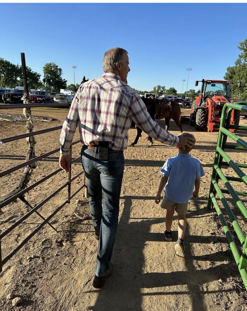 LeaderJohnThune's tweet photo. Great to have the family on hand for the 104th annual Black Hills Round Up Rodeo. One of South Dakota’s premier 4th of July holiday events. 🇺🇸 #sdsummer https://t.co/GKtlaxq8yL