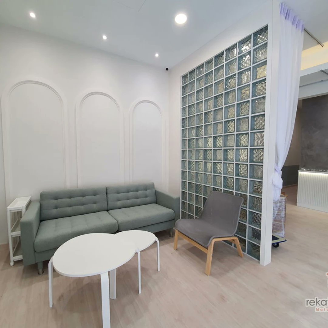 rekatonedotcom's tweet photo. This shop house in Johor Bahru, Johor has placed Zen design as the entire look for the space✨

Our Pros: Contact NINETY-ONE DESIGN &amp; BUILD SDN BHD

Contact us:

📱 https://t.co/Zob80AlhMw

📩 info@rekatone.com

🌐 https://t.co/1JkNHAaIZX

#interiordesign... https://t.co/3shQOadw3I