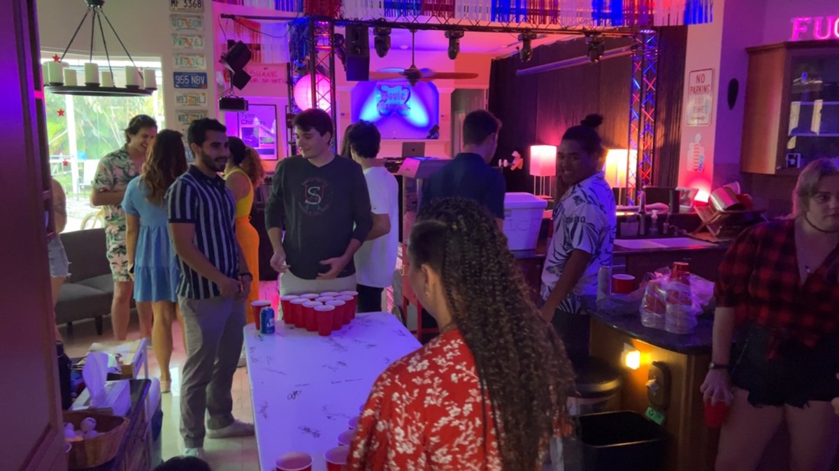 ThePeppSquad's tweet photo. 🎉 Celebrating Movie Mansion's 1 Year Anniversary in style! 🎥✨ Thanks for an epic party! Had a blast meeting everyone and embracing the 4th of July vibes! 🥳🎊 Let the fireworks continue on and off the screen! 🎇💥🇺🇸 #MovieMansionAnniversary #PartyVibes #4thOfJuly https://t.co/L8bTsq0pkT