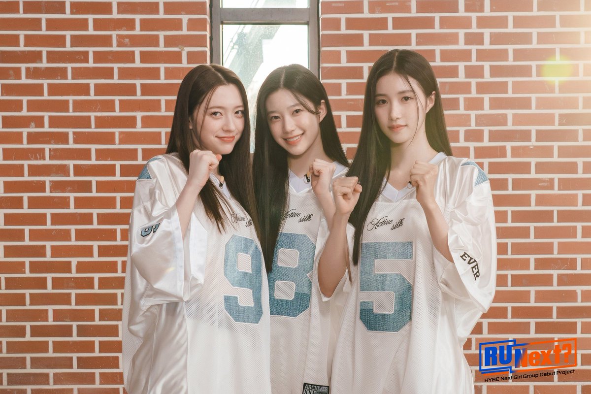illitupdates's tweet photo. R U Next? Behind Photo - VCR (10/10)

#RUNEXT #알유넥스트 @RUNext_official https://t.co/Tk5XXdV9DD