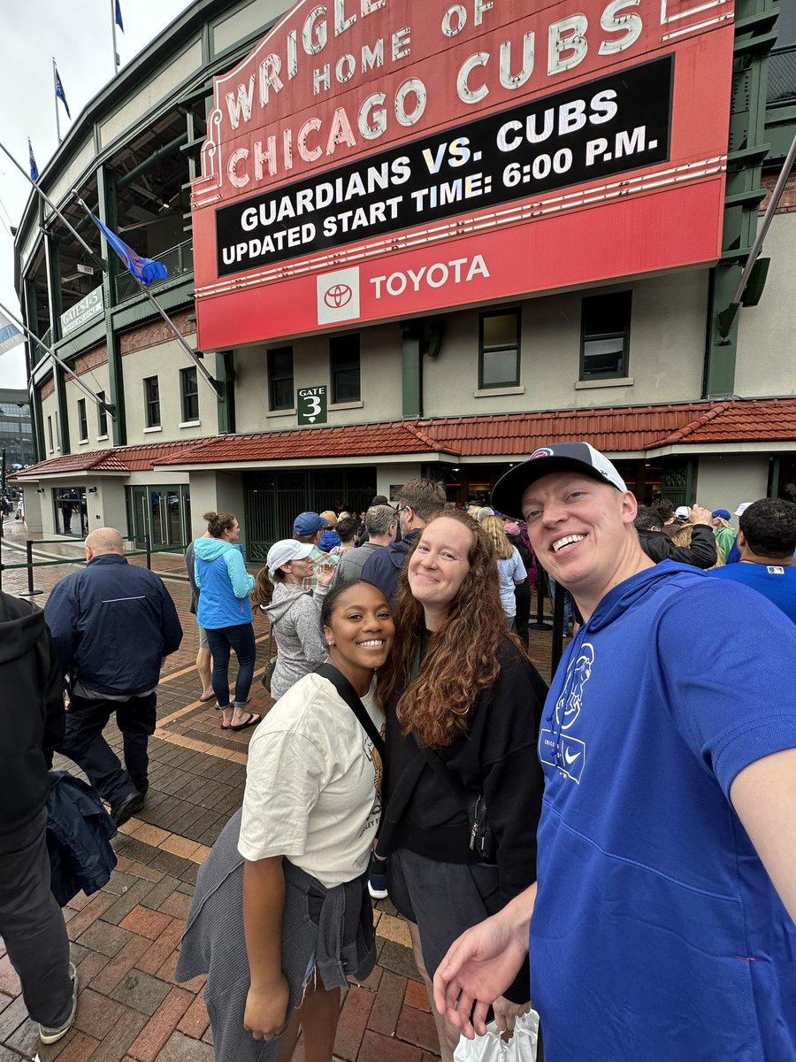 sarahrumely's tweet photo. I have the best crew to do life with every day! Not sure how I got so lucky! 

#AppToTheTop https://t.co/yBCUuJXwcm