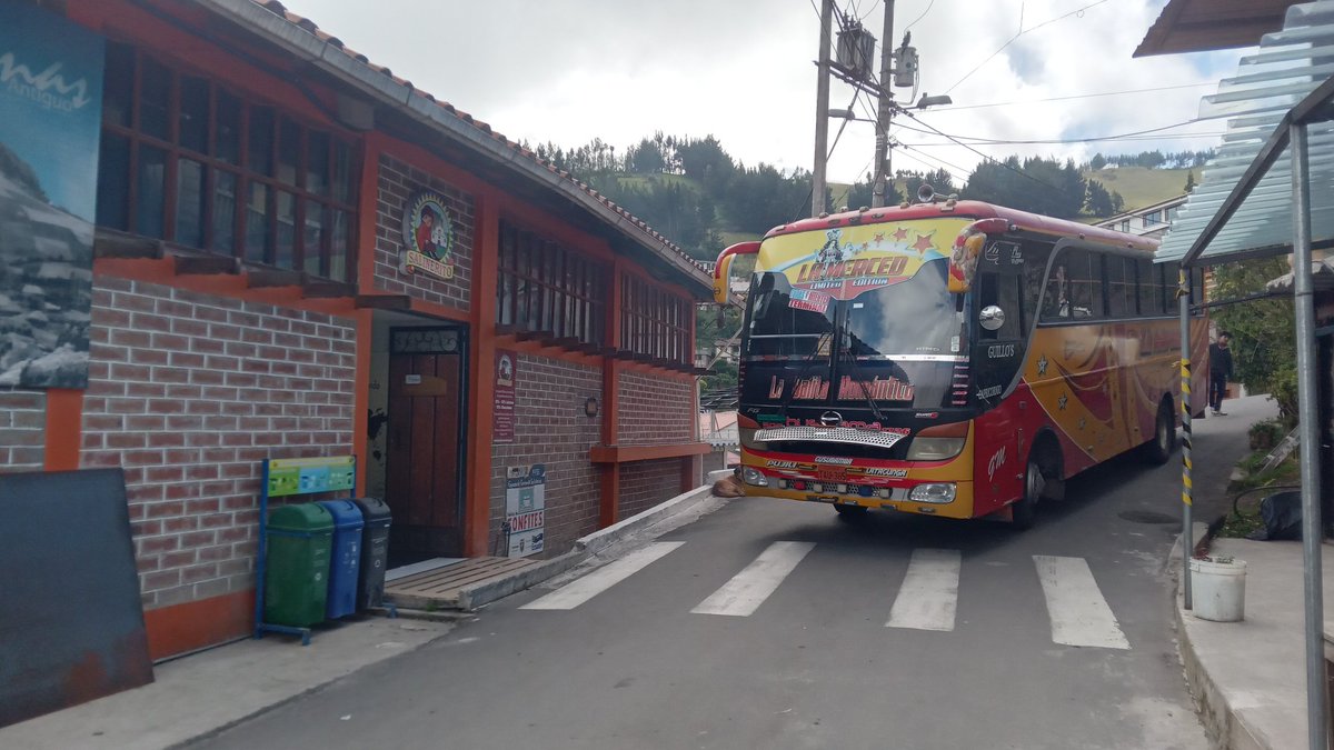 Entrada principal de la #fabrica de #confites #salinerito en Salinas de Guaranda