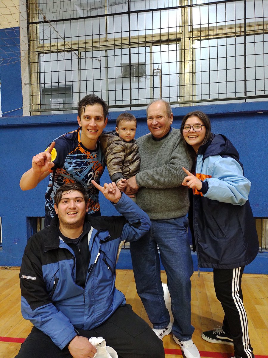 RickyAgosti1988's tweet photo. Felicitaciones Campeónes!! Que alegría verlos triunfar!! @Tupungatoarg @AmebalO @DeportesMza. Más que merecido!! https://t.co/OhsaRWBHzR