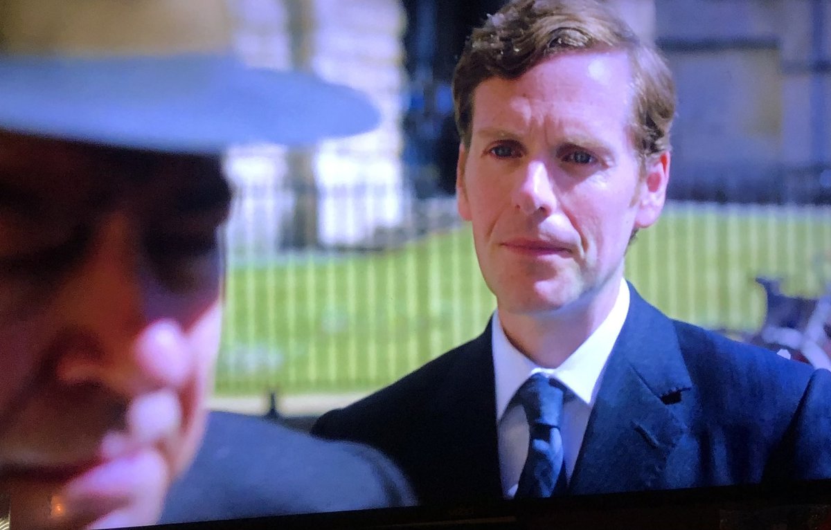 The moment Morse knew he’d never see his friend and governor, Thursday, again. 

😭

#EndeavourPBS