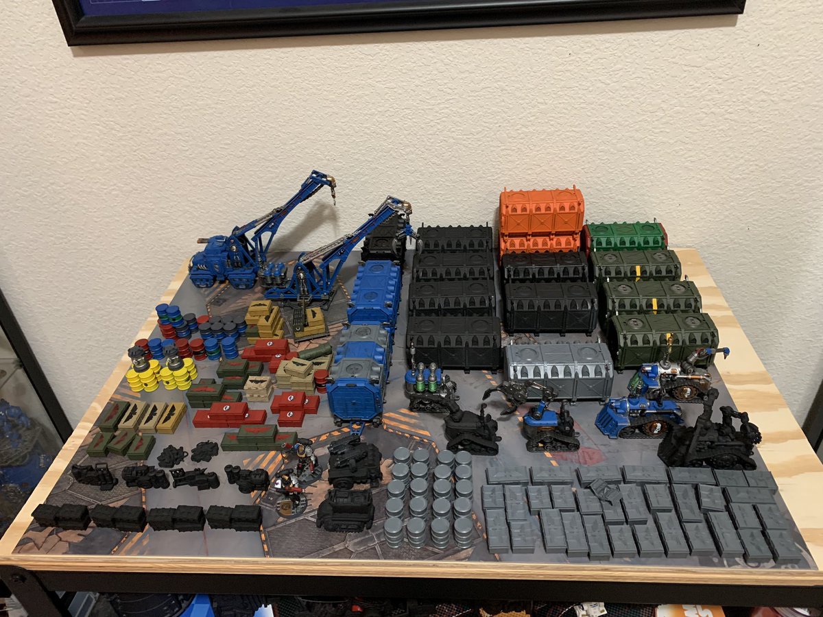 TheLilMek's tweet photo. Planning and scheming for Armies on Parade this year.
Current options:
1. #DaSkyWrekka โlandedโ, its contents and support vehicles headed for a good skrap
2. GSC+Ad Mech kill teams vs Deathwatch on #SectorMechanicus
3. #SectorMunitorum battle scene https://t.co/olcTsirm2H