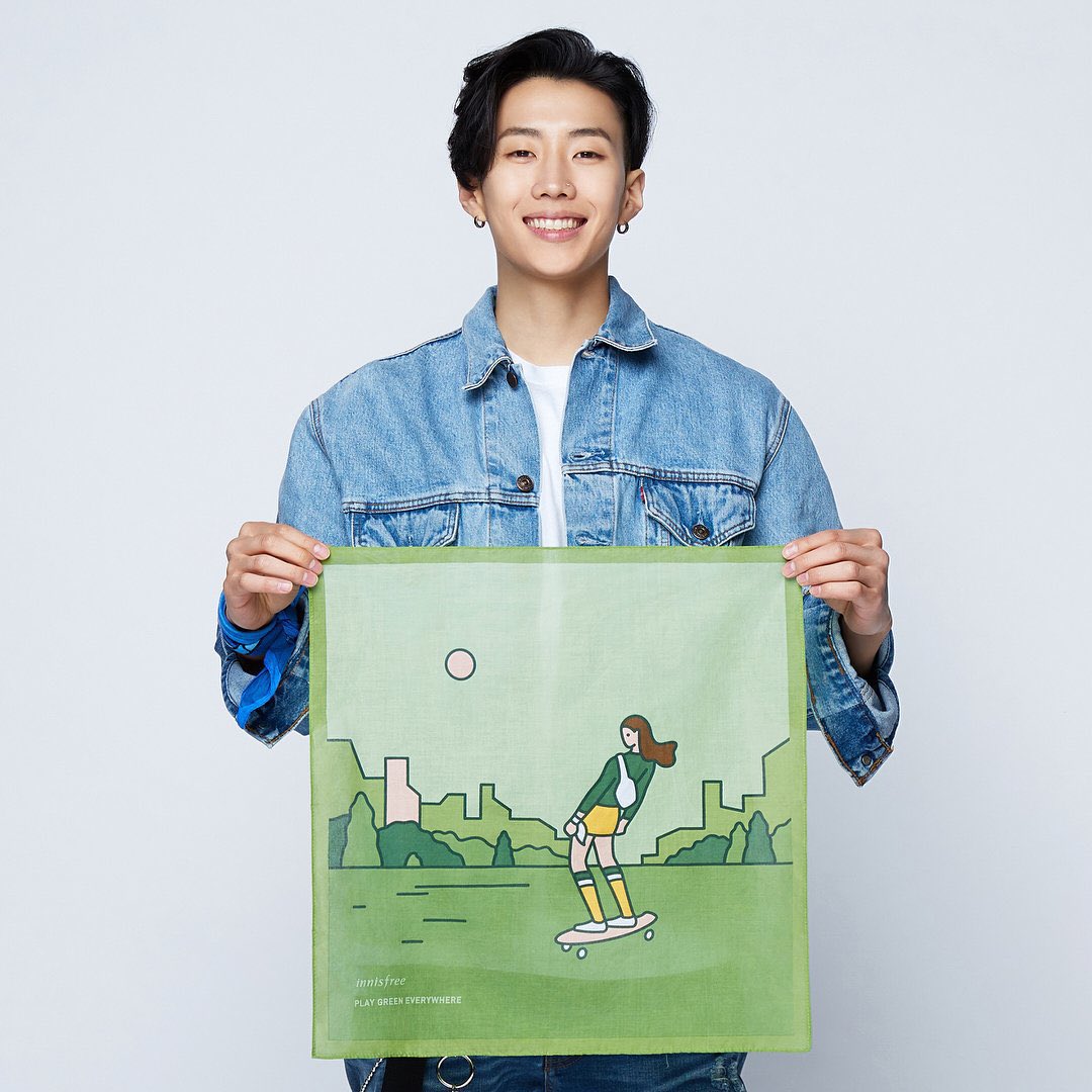 dailyjaypark's tweet photo. Jay Park for innisfree's 2018 Eco-Hankie Campaign https://t.co/Rs1sEB1iIH