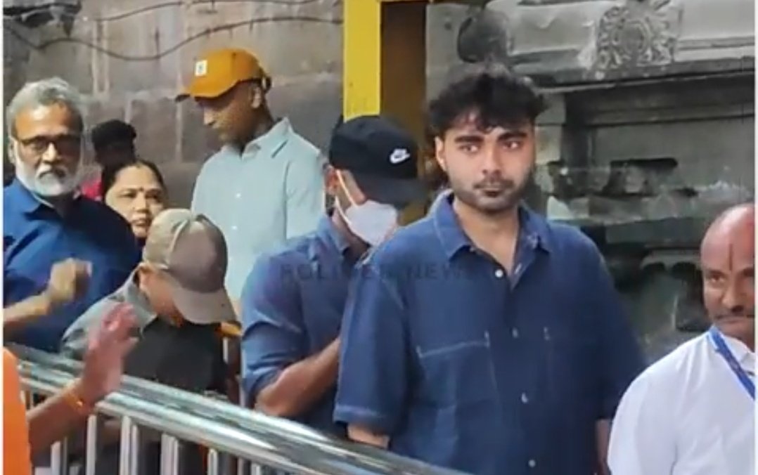 area_celebrity_'s tweet photo. #Dhanush Anna Visit Thirupathi With Family
@dhanushkraja #CaptainMilIerFirstLook #CaptainMilIer #D50 https://t.co/pBvONw5JXS