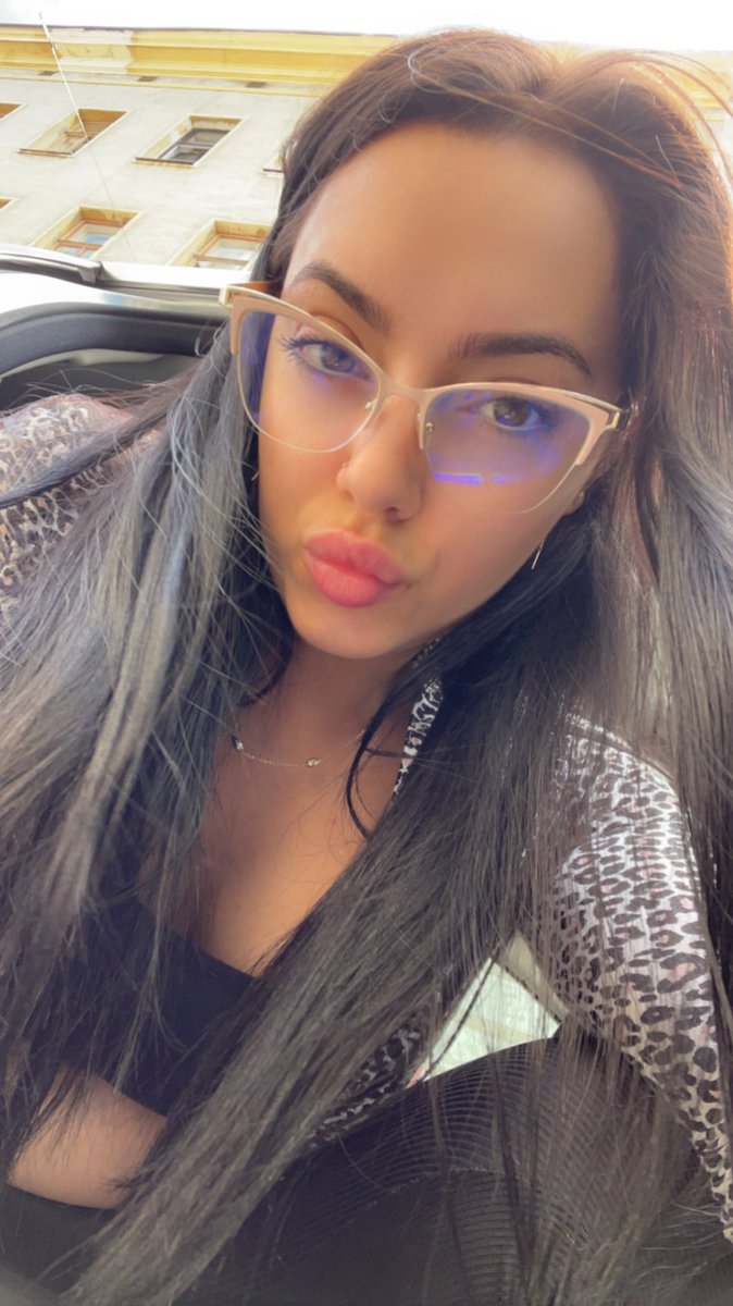 bebba_bby's tweet photo. 🤭🤗 https://t.co/0vQO0HyjWg