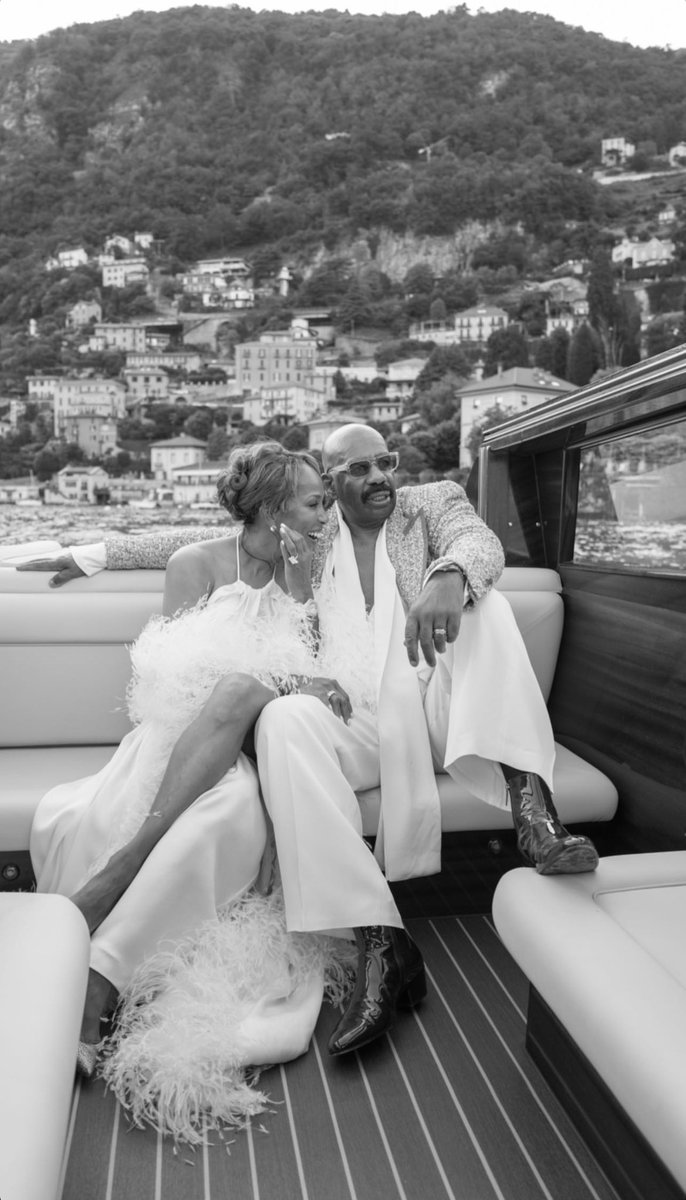 IAmSteveHarvey's tweet image. Still going strong 🔥🩷🔥🩷🔥🩷