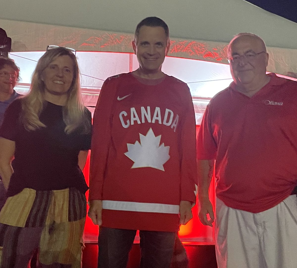 Thank you to the mayor <a href="/_MarkSutcliffe/">Mark Sutcliffe</a> and Councillors Curry and Hubley for coming out and help us count down in #Kanata! <a href="/KanataNorth/">Kanata North 🦋 @kanatanorth.bsky.social</a> <a href="/Kanata_SouthW23/">Ward 23 - Kanata South</a>