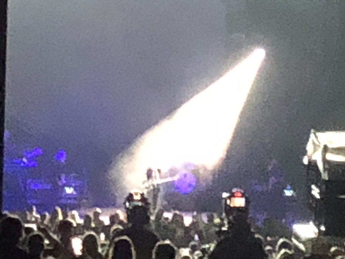 ChuckBrouilette's tweet image. bad pic but #GreatShow @tearsforfears at #SPAC #tonight #RolandOrzabal #CurtSmith #band 💯 #SaratogaSpringsNY