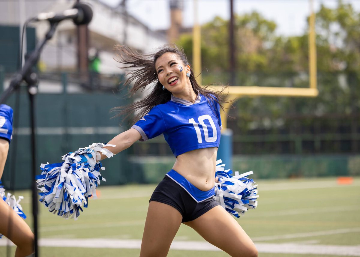 BigBlue_cheer's tweet photo. \\Sideline Smiles with BBC..🏈💙//
#sidelinesmiles🏈💙
#BIGBLUEcheerleaders #BBC2023
#IBM #BIGBLUE #IBMBIGBLUE #BBC
#cheer #cheerleader #americanfootball #NFL #Xleague #Japan #BBFamily #BBCChannel https://t.co/d5BHqx8yza