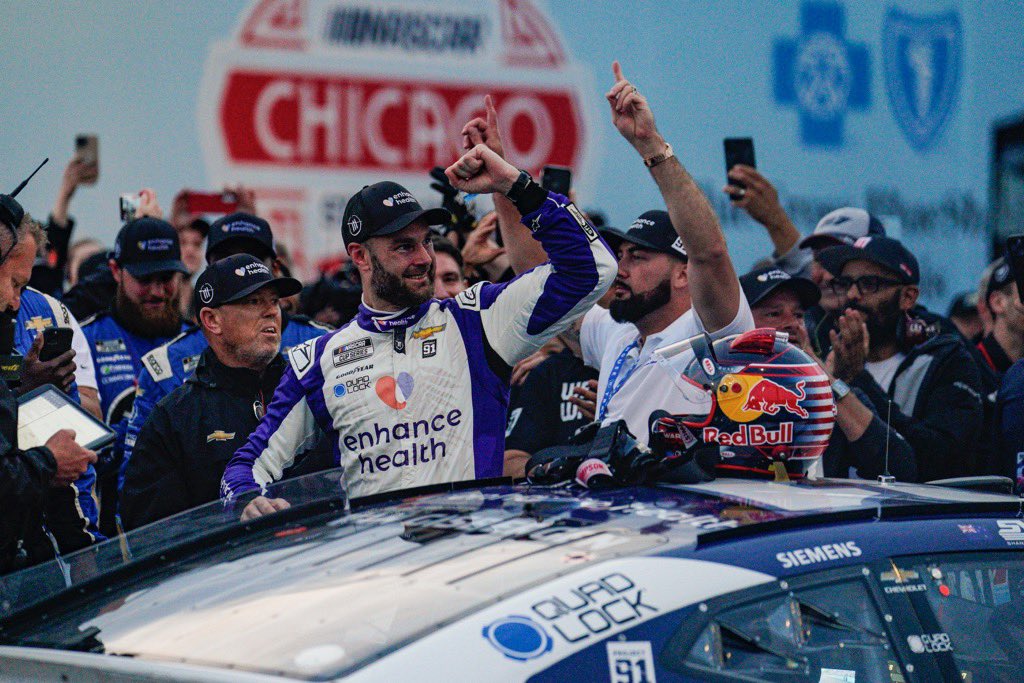 shanevg97's tweet photo. Can’t believe it, to win a @NASCAR race with @TeamTrackhouse that’s a dream come true!!! Thanks @JustinMarksTH for having me along with @THProject91! 😀🏆 https://t.co/cYsflnXwxB