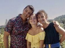 Dances with Films opening film: @GoodSideofBad about family w sister w schizophrenia 

'Coming together in a mental health crisis is hard but it's the best thing for the family' - Alethea Root, Director.

'We want to alleviate stigma around MH issues' - <a href="/JulesBruff/">Jules Bruff</a>, Writer Prod