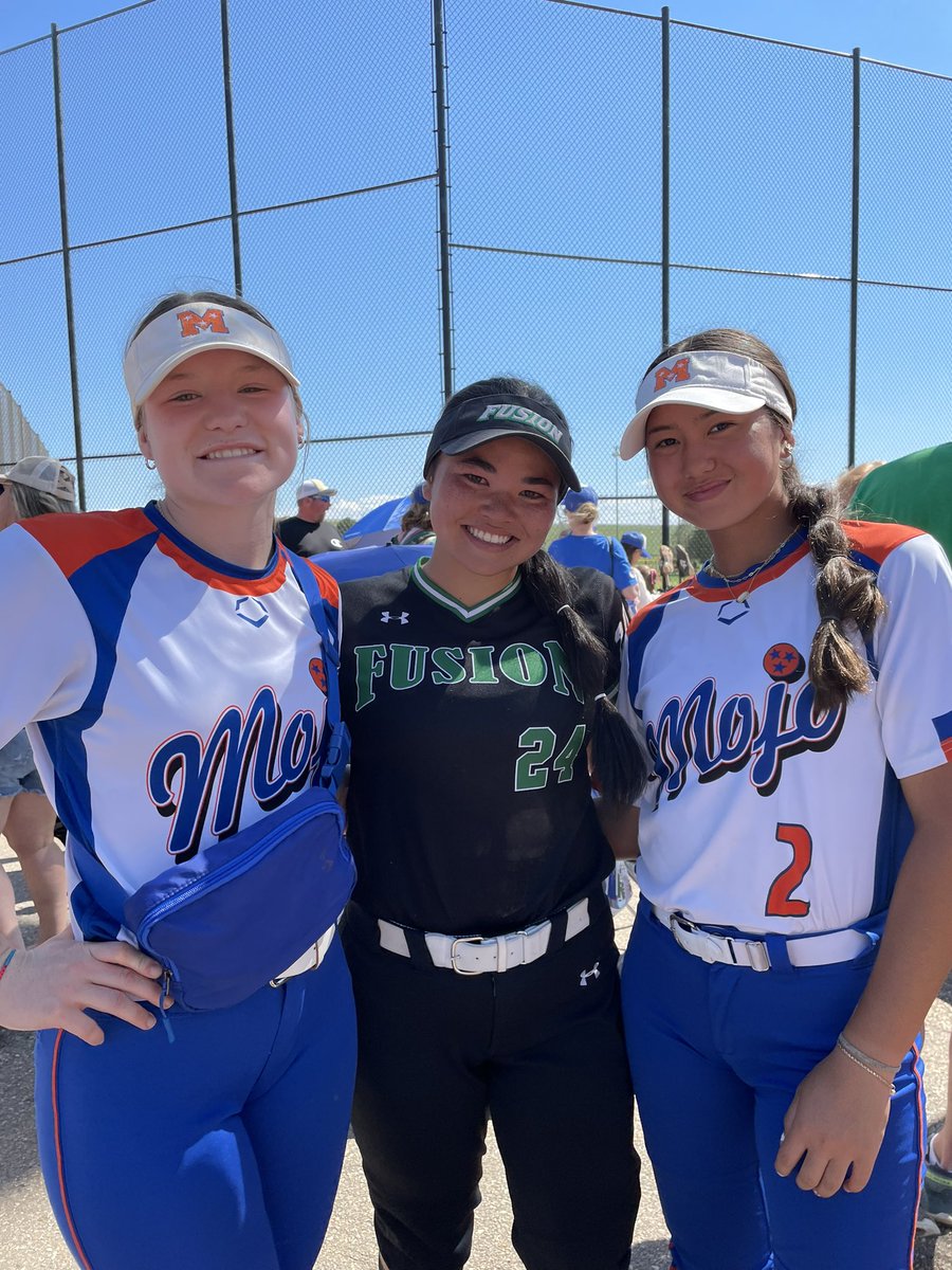 Love being able to meet up with high school teammates at tournaments! <a href="/CathedralSoftb1/">Cathedral Softball</a> @TNMojo2024