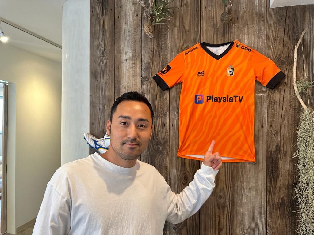 Halo
Sebagai duta Asia untuk ACAFP, yang membangun kepemilikan multi-klub dari Asia, saya bersemangat untuk menghubungkan Asia dan Eropa melalui sepak bola, terutama di Indonesia!
Menantikan kesuksesan Marcelino yang tergabung dalam KMSK Danes, kami akan mencoba berbagai hal🇮🇩🔥