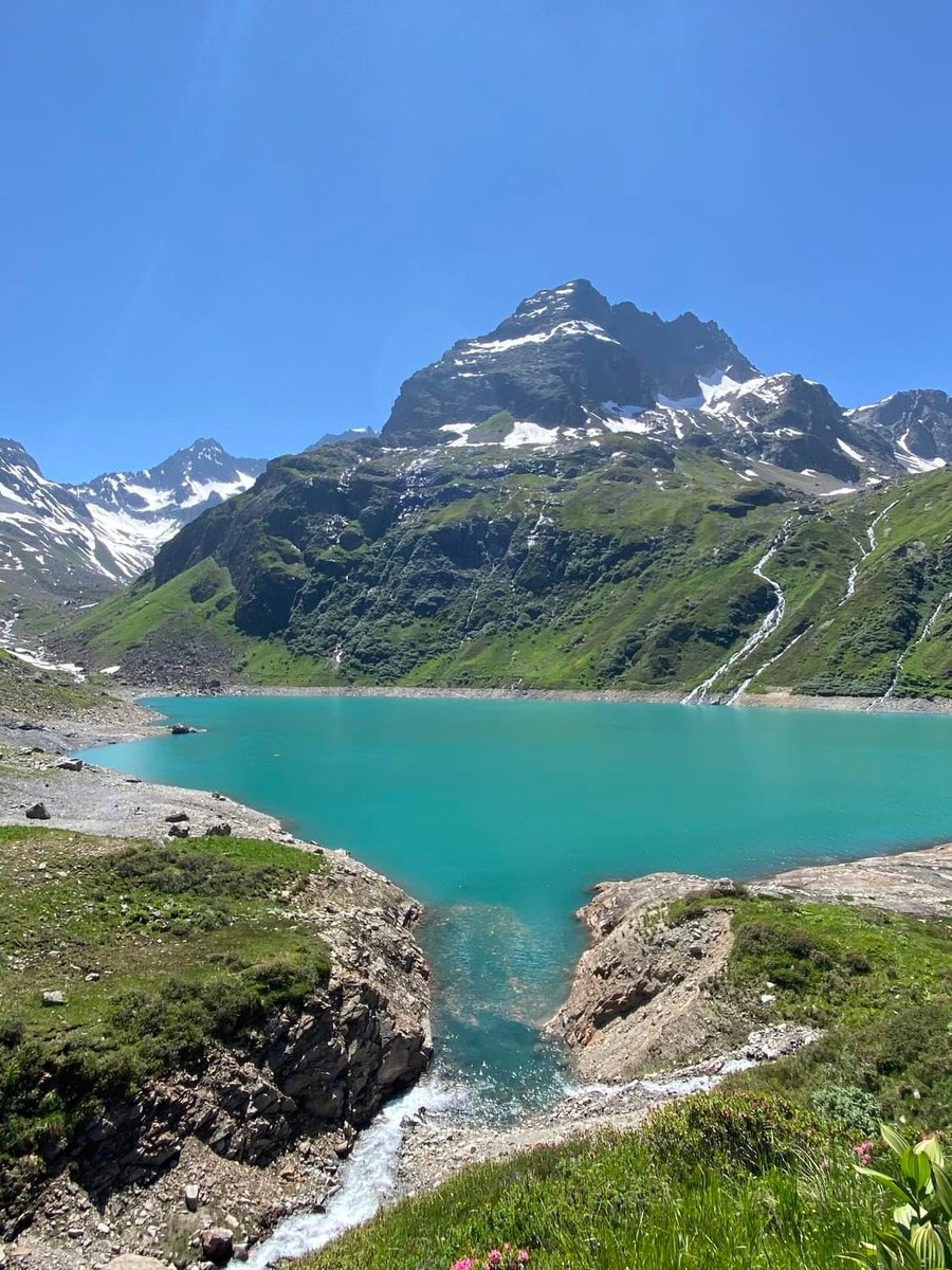 InTheSnow Magazine tweet media