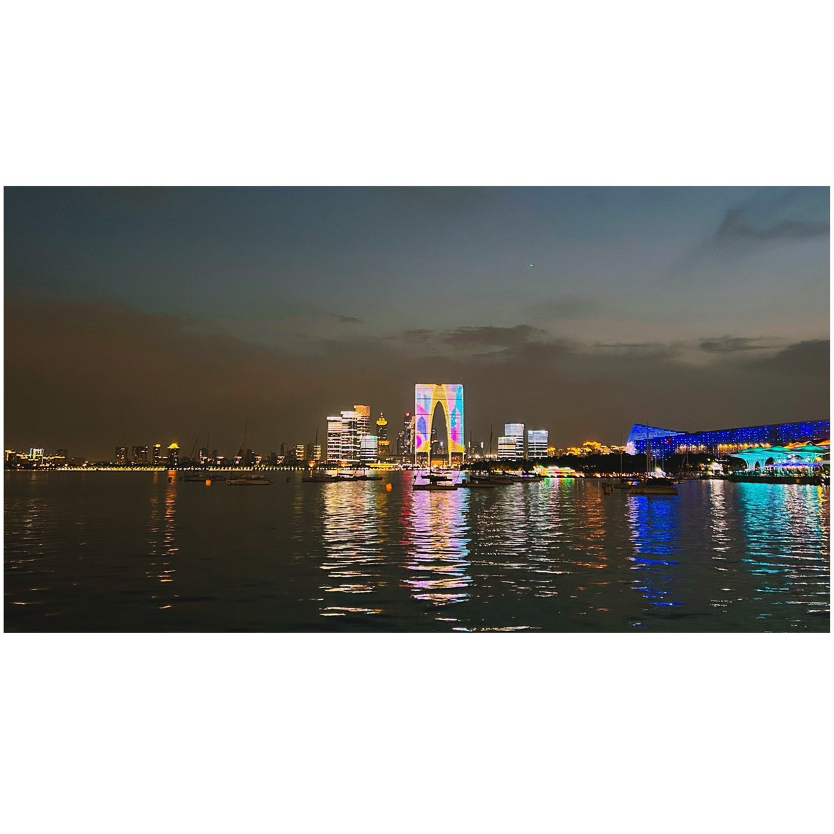 Suzhou Jinji Lake night view.