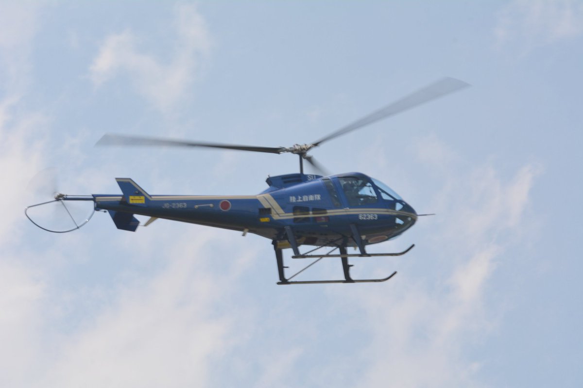 Kazu12Hachipera's tweet photo. 2023.7.3 相馬原飛行場
TH-480B🚁

タンゴ2機来た🚁

#相馬原駐屯地
#相馬原飛行場
#北宇都宮駐屯地
#TH480B
#タンゴ https://t.co/rOBh5S7Ajz
