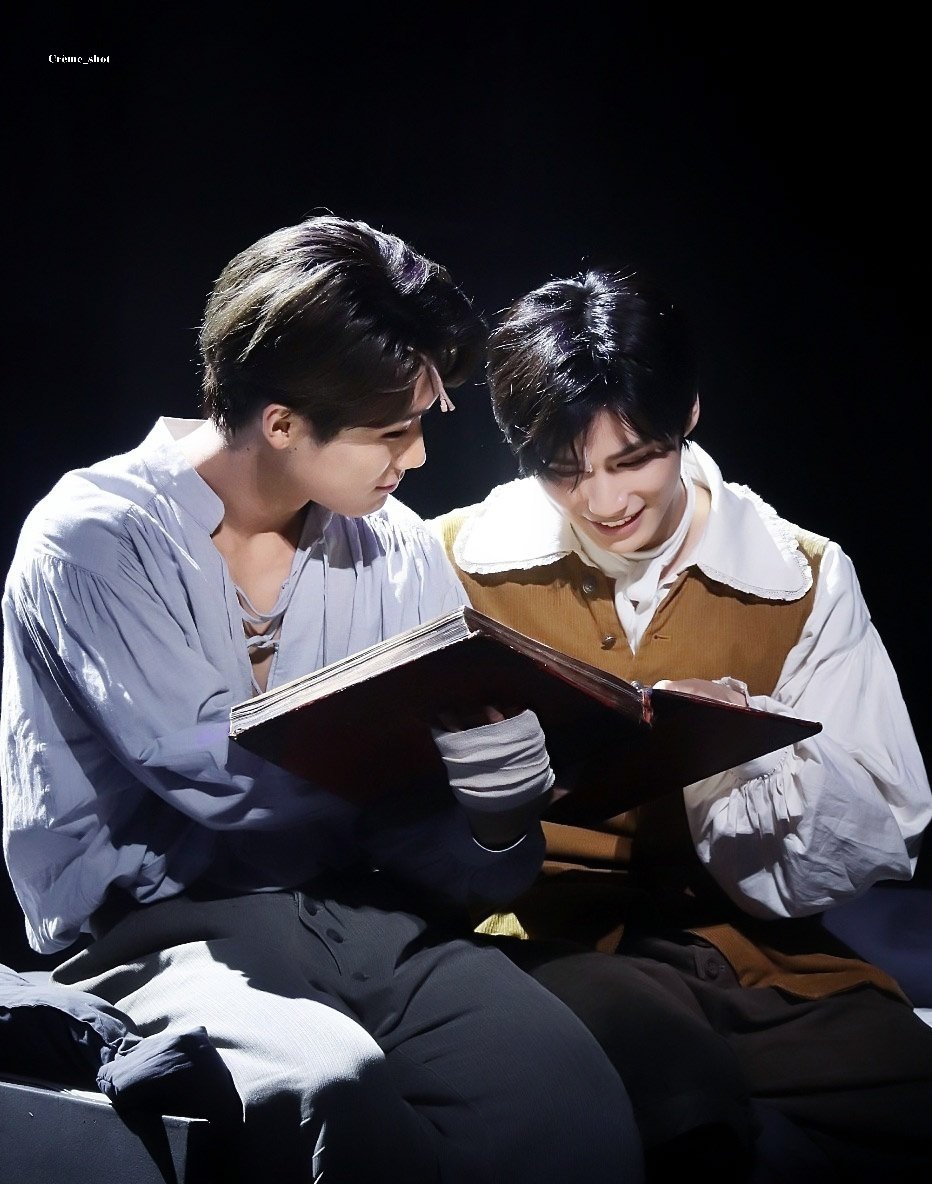 creme_shot's tweet photo. 220703 뮤지컬 이퀄
#경윤 #종형

얼마나 네가 ��고 싶은지 몰라 https://t.co/MckC279yUC