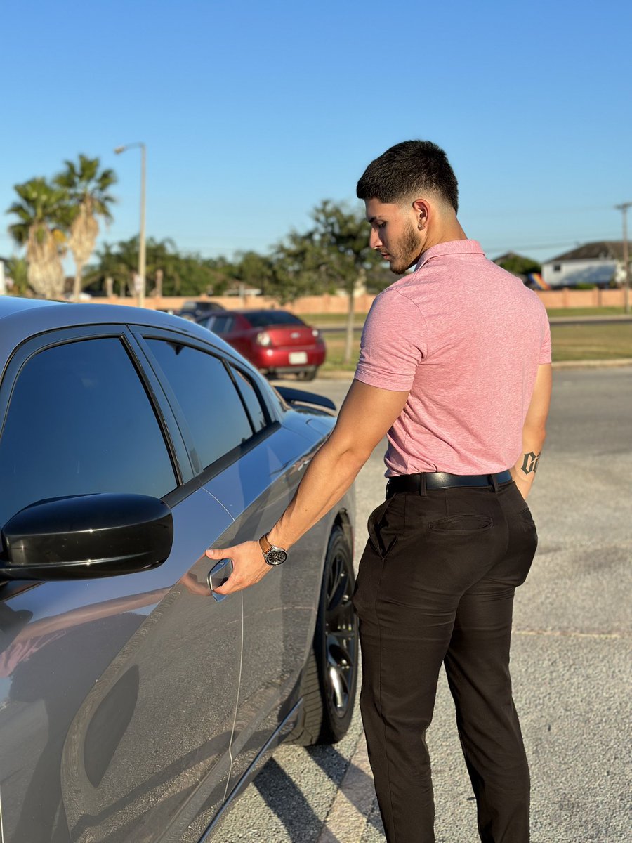 itsmariocano's tweet photo. Let's go for a ride https://t.co/KiSCtpgj4n
