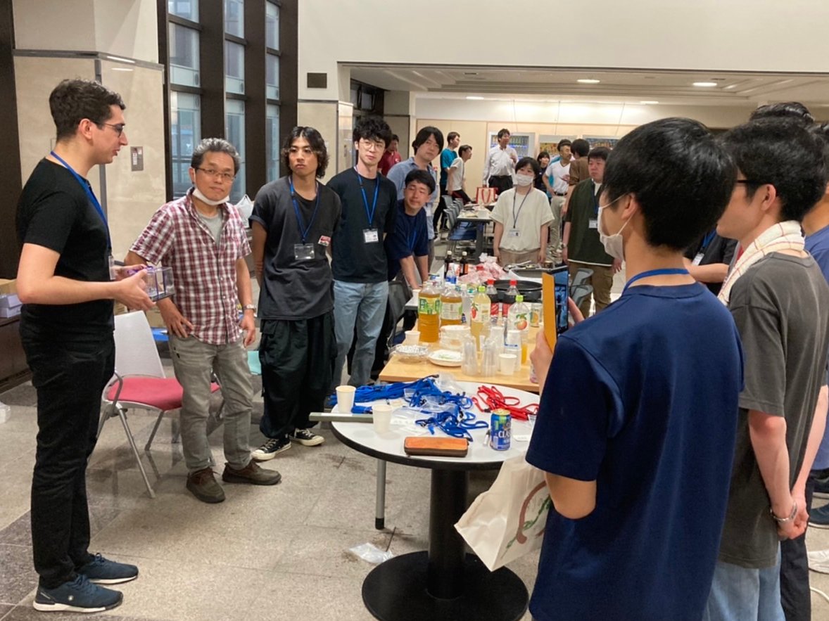 Nagakilab's tweet photo. Andraž finished his research program in Japan, and is going to back to Italy. He worked very hard, and found a lot of great results. All the best for the bright future ahead of you! https://t.co/tt1DXkCg1x