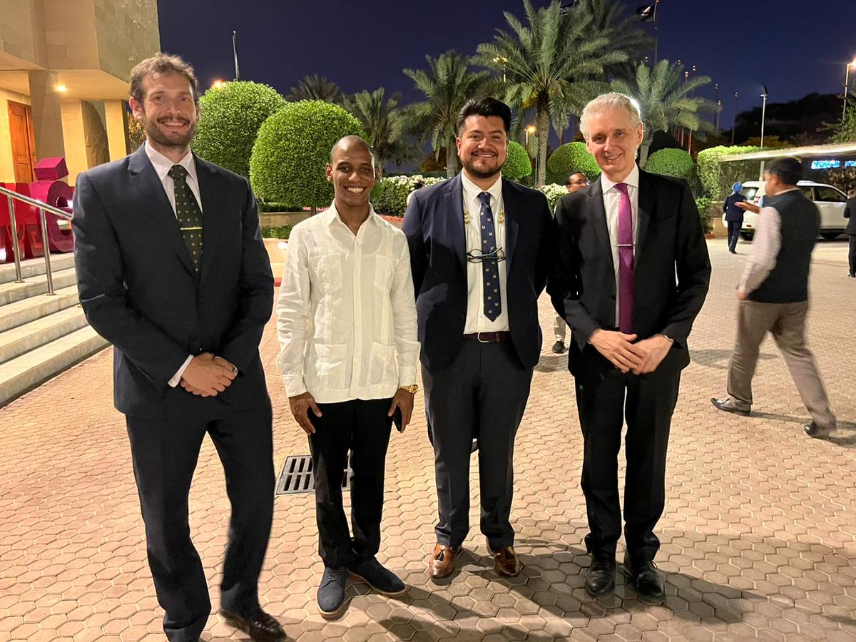 EmbEspaña en A.Saudí tweet media