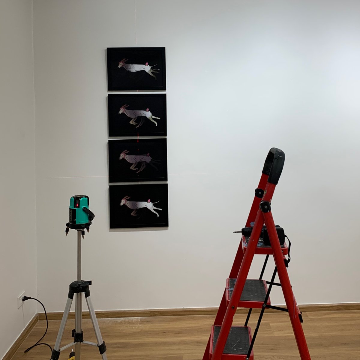 pnkff_'s tweet photo. Sneak peek👀✨ #badassthatiloveexhibition
#kichgallery https://t.co/YlFAjqxXNh