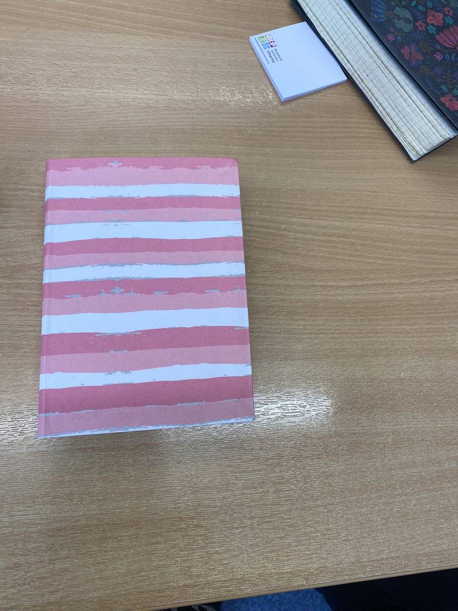 jostedmanš (@jostedman2) on Twitter photo Anyone else love new book day? 
#stationarylove #ifyouknowyouknow Anyone else love new book day? 
#stationarylove #ifyouknowyouknow