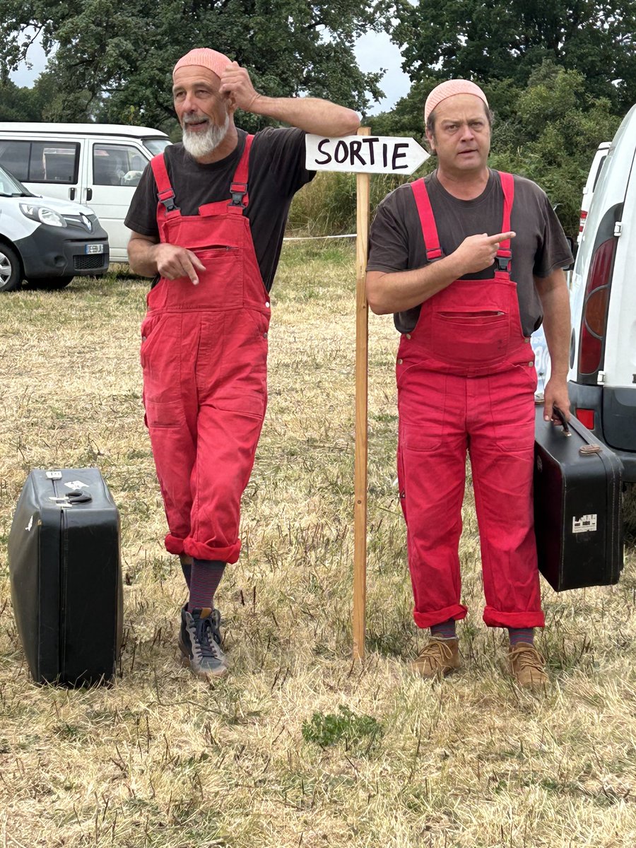 CompagnieOh's tweet image. Unité de contes tout terrain à  Planète en Fête à Ville de Jublains  un week-end marathon …De l’intime au pluriel des oreilles attentives et joueuses. Merci pour l’accueil.