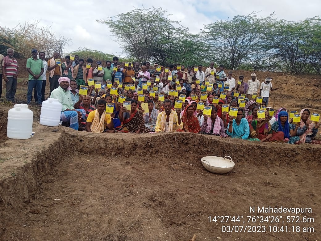 challakeretp's tweet photo. ನರೇಗಾ ಕೂಲಿಕಾರರ ಸಂತಸಕ್ಕೆ ಮಿತಿಯೇ ಇಲ್ಲ 
ಎನ್ ಮಹದೇವಪುರ ಗ್ರಾಮಪಂಚಾಯಿತಿ
ಚಳ್ಳಕೆರೆ ತಾಲ್ಲೂಕು
ಚಿತ್ರದುರ್ಗ ಜಿಲ್ಲೆ https://t.co/Lnr5yxmX5V