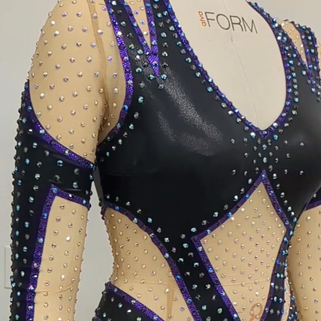 ohsomariawebs's tweet photo. nogimmickgear via Instagram

“MariaKanellis sure shines in this one!! How many rhinestones do you think are the bodysuit??
I know some of you like to see the close up shots, so here ya go!!!”

#prowrestling #prowrestlinggear #mariakanellis https://t.co/dvO2smGUwv