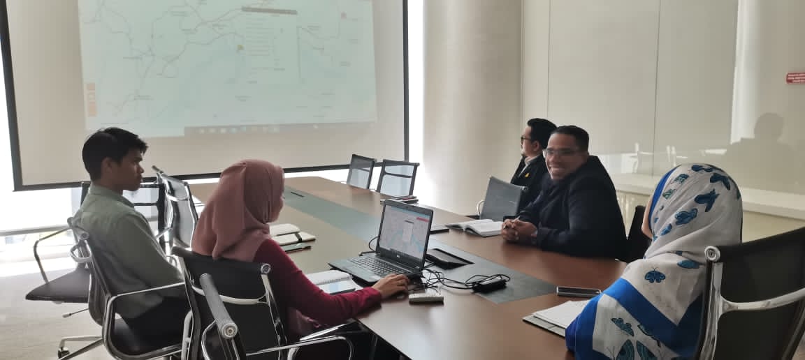 CSFJ_JKR's tweet photo. Sesi User Acceptance Test (UAT) bg Aplikasi Pemetaan Digital Jambatan Bermodular (Bailey Bridge) pada 27/6/2023 dan Aplikasi Pemetaan Digital Kuari pada 16/6/2023 dengan menggunakan platform GIS. https://t.co/hzDS3dV90X