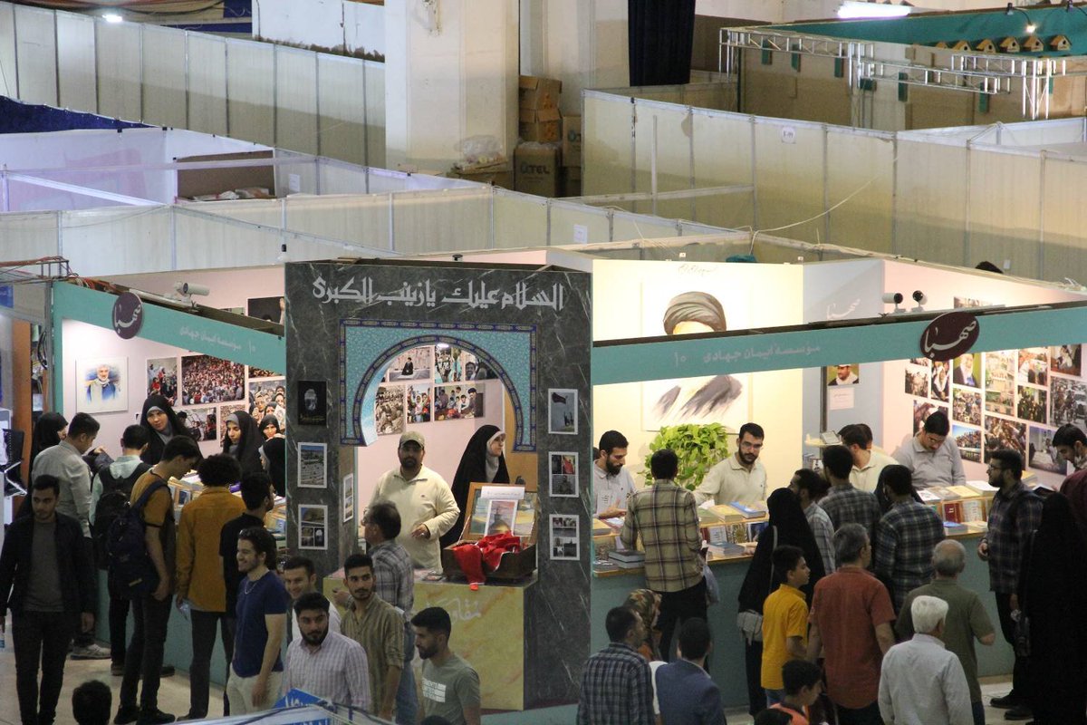 m_sheikhlar's tweet photo. #رشتو 

نمایشگاه کتاب 1402
شاید رجزخوانی بنظر برسد، اما نمایشگاه کتاب، شاید مردمی‌ترین رویداد فرهنگی_اجتماعی ایران باشد. و حتی اگر بخواهیم در مقیاس جهانی به آن نگاه کنیم، ما مردمی‌ترین نمایشگاه دنیا را داریم. حتی تفاوت‌های فکر و نظر و عقیده و سلیقه و آیین هم، باعث آن نمی‌شود که https://t.co/XWC5KPW62R